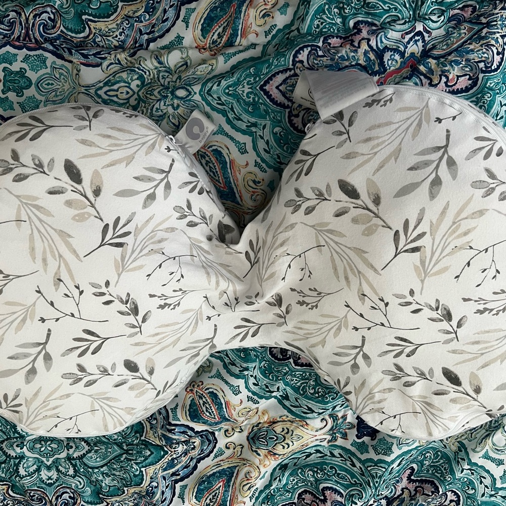 Boppy Side Sleeper Pregnancy Pillow